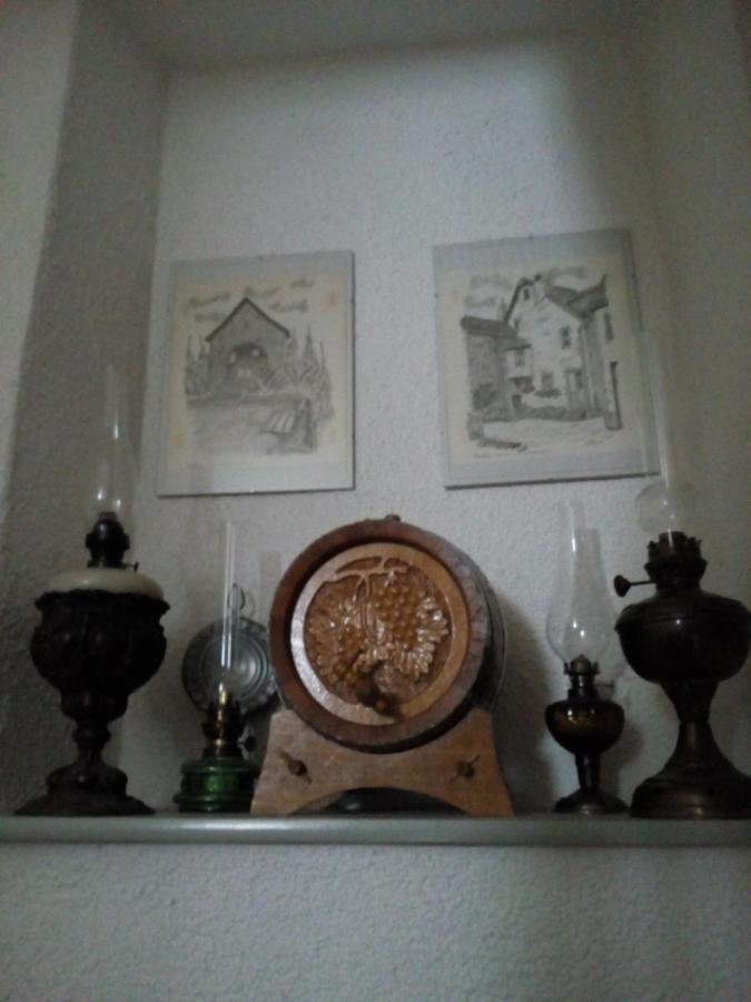Ferienwohnung Ehlen Im Alten Winzerhaus เซลทิงเงน-อาคทิก ภายนอก รูปภาพ