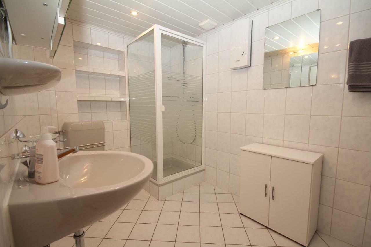 Ferienwohnung Ehlen Im Alten Winzerhaus เซลทิงเงน-อาคทิก ภายนอก รูปภาพ
